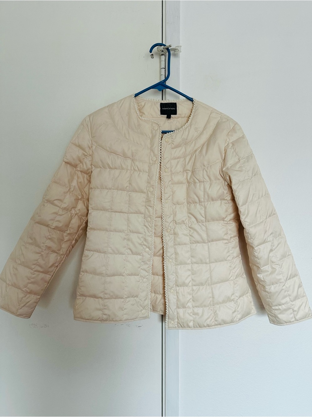 NWOT Nanjiren Beige Down Lightweight Jacket Long Sleeve Asian Size L  US Size M